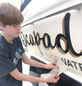 lettering a boat